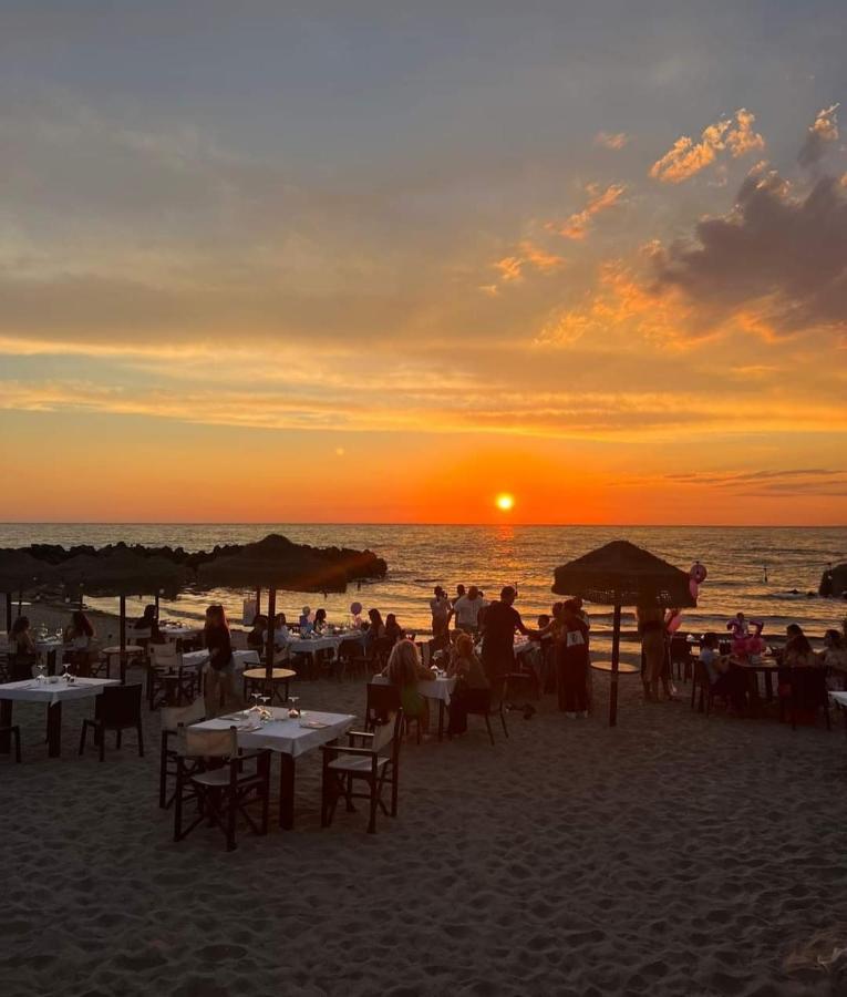 Sunset Beach Fiumicino Kültér fotó